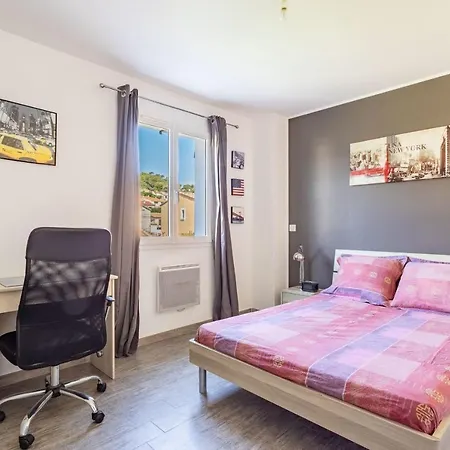 Bright Pearl With Garden Near The Sea Сasa de vacaciones Hyères